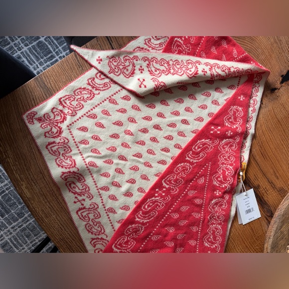 Guest in Residence The Wild Rag Scarlet/Mist 100% cashmere bandana scarf - Picture 3 of 3
